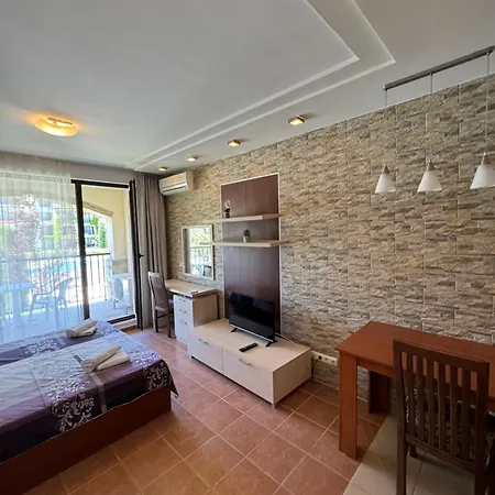 Life Private Apartments-sozopol
