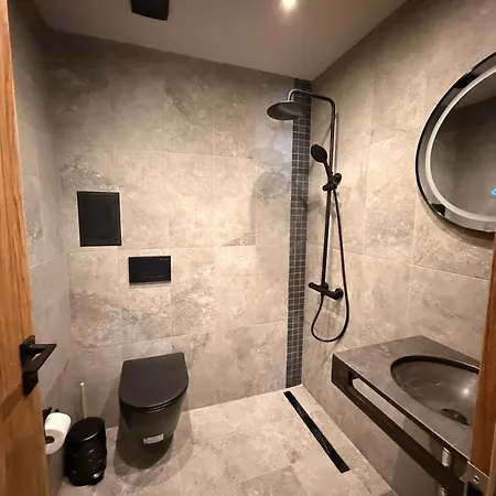 Life Private Apartments-sozopol شقة *