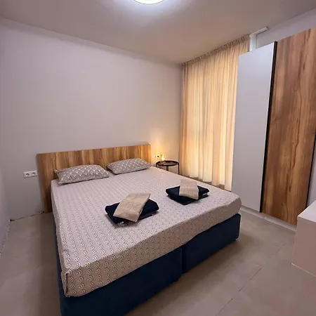 Life Private Apartments-sozopol *
